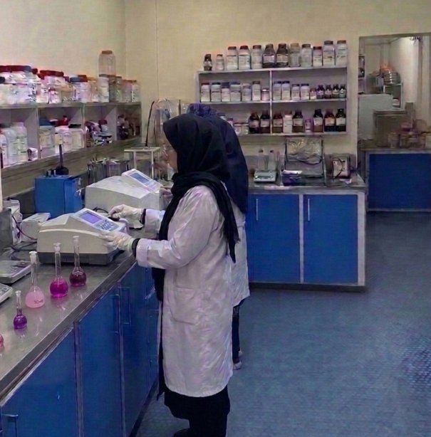 Redox chemists running QA/QC analysis on spectrophotometers